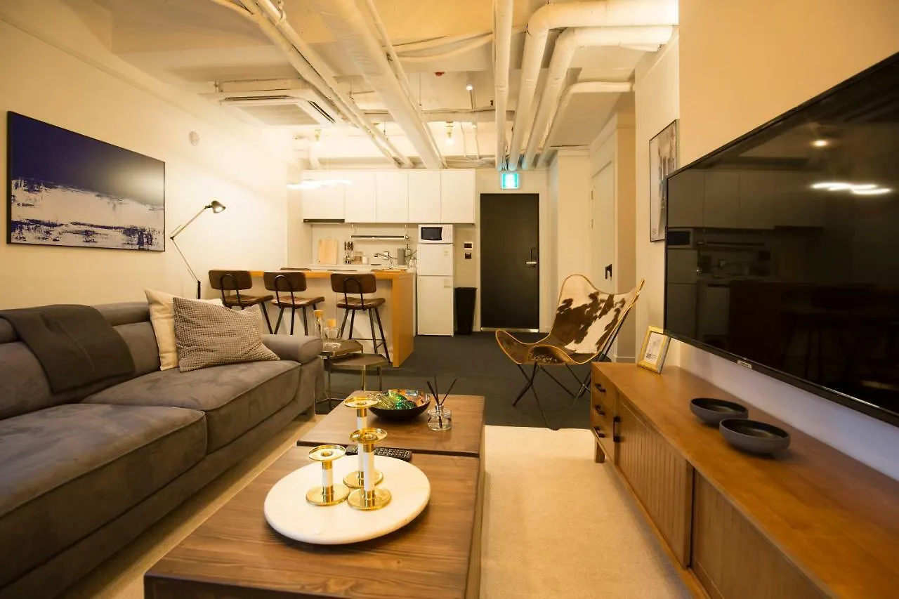 Uh Suite House Seoul 0*,